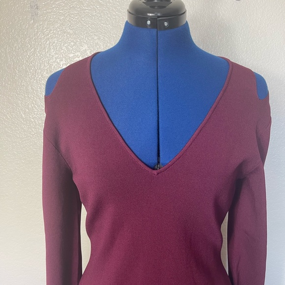 John + Jenn Burgundy Veronica V Neckline Long Sleeve Cutout Body Mini L … - Picture 13 of 14